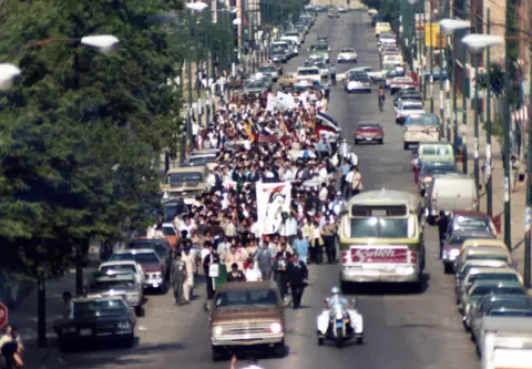 Cortejo fúnebre de Rudy Lozano, junio de 1983