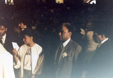 Funeral de Rudy Lozano en la iglesia de San Pío V, Pilsen, junio de 1983