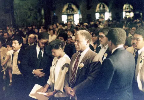 Funeral de Rudy Lozano en la iglesia de San Pío V, Pilsen, junio de 1983