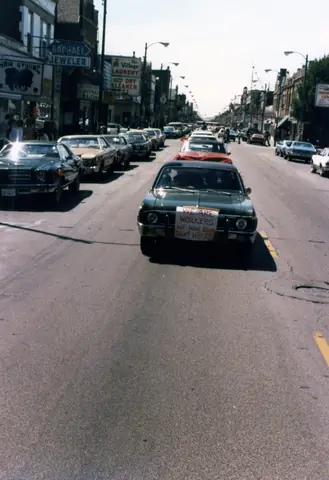 Caravana de protesta en la calle 26, La Villita
